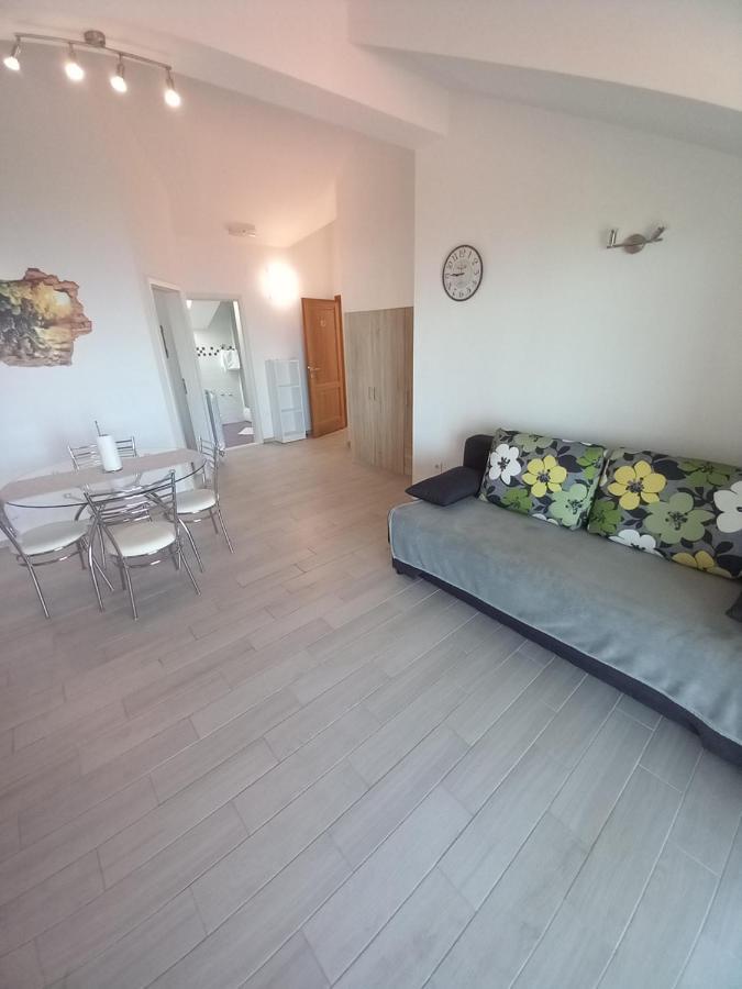 Berti Apartament Sveta Nedelja (Hvar)