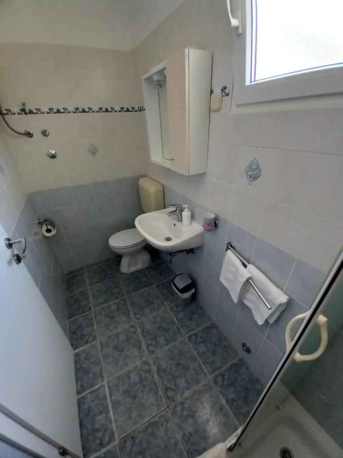 Berti Apartament Sveta Nedelja (Hvar)
