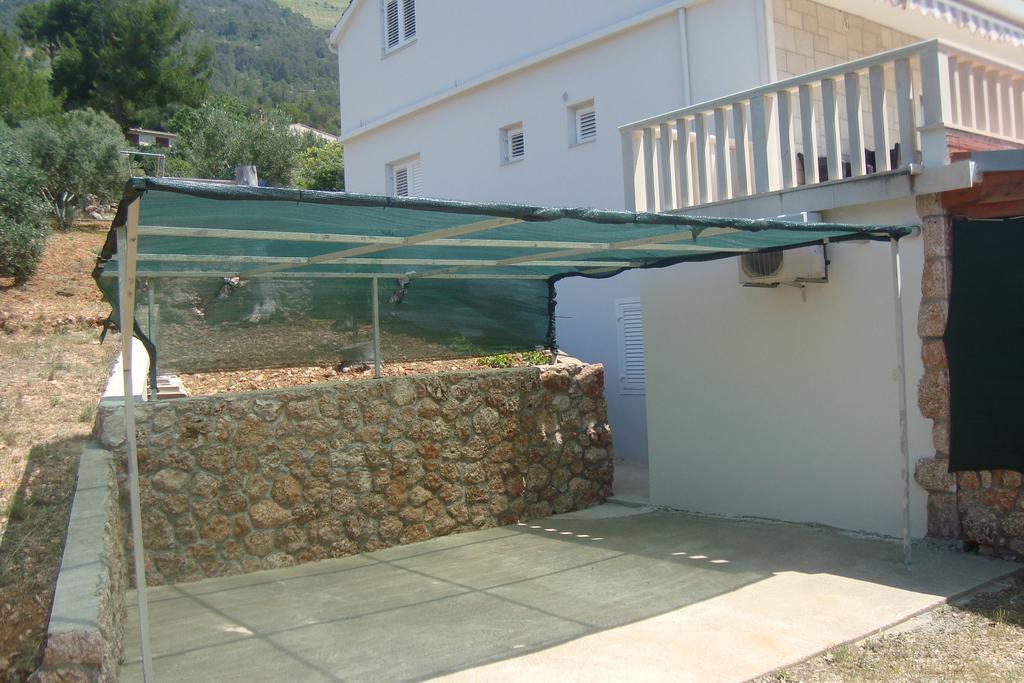 Apartament Berti Sveta Nedelja (Hvar)